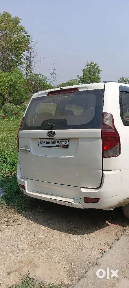 Mahindra Xylo 2012