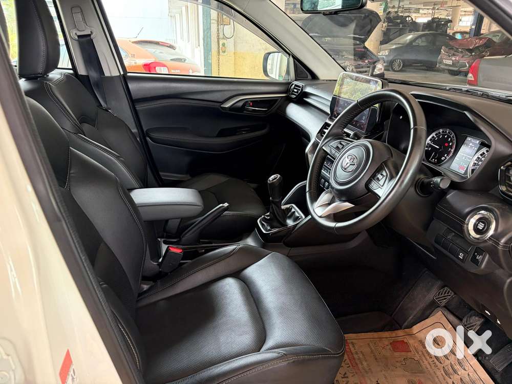 Toyota Urban Cruiser Hyryder 1.5 V Neo Drive, 2025, Petrol
