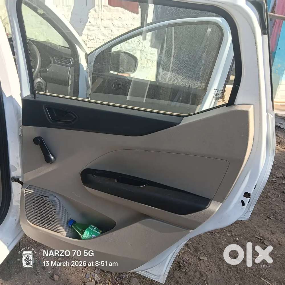 Renault Triber 2024 Petrol 44400 Km Driven, Well Maintained Mpv