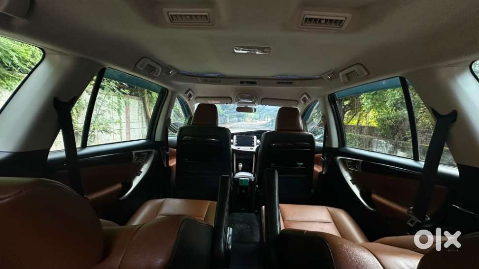 Toyota Innova Crysta [2020-ongoing] 2.7 Zx At 7 Str, 2022, Petrol