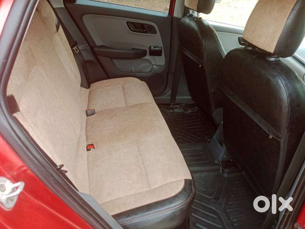 Tata Altroz 1.2 Xe, 2021, Petrol