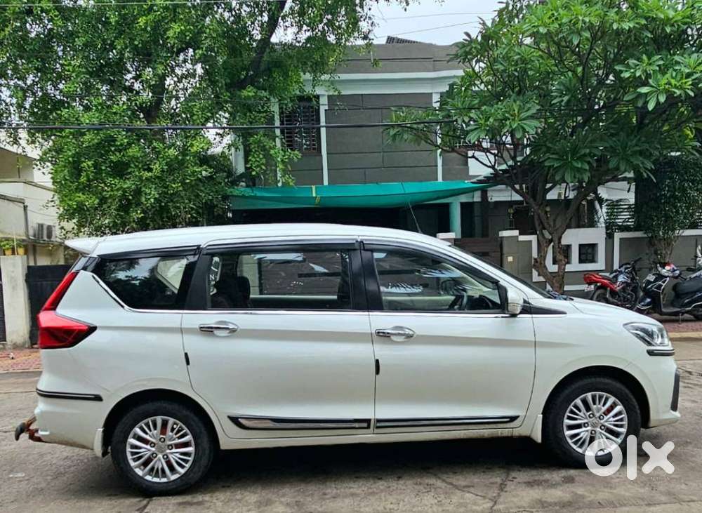 Maruti Suzuki Ertiga Zxi At, 2018, Petrol