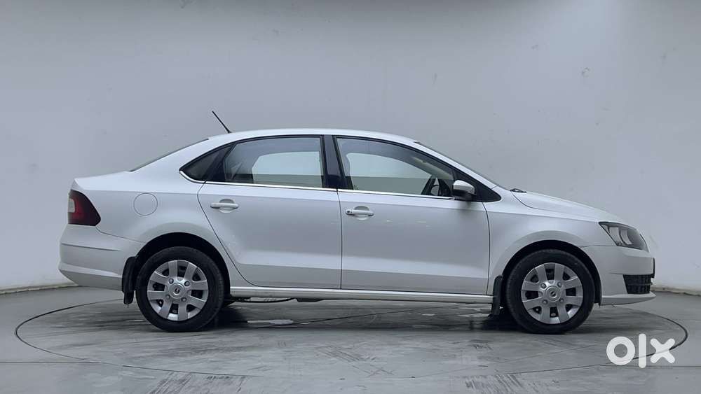 Skoda Rapid 1.0 Rider Plus Tsi, 2021, Petrol