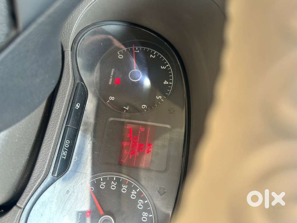 Volkswagen Vento Petrol 2013