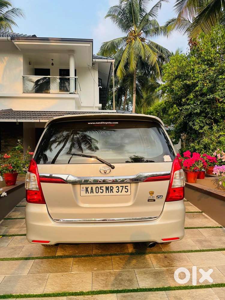 Toyota Innova 2015 Diesel Well Maintained