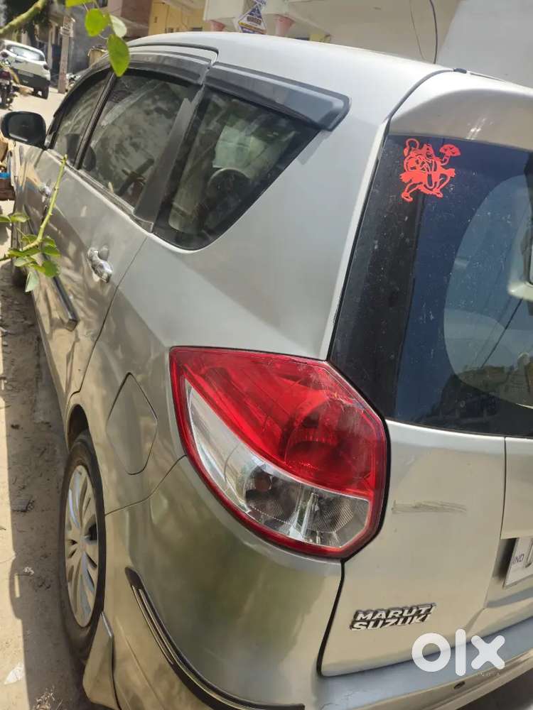 Maruti Suzuki Ertiga 2013