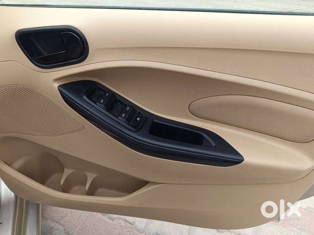 Ford Figo Aspire Titanium Blu, 2020, Petrol