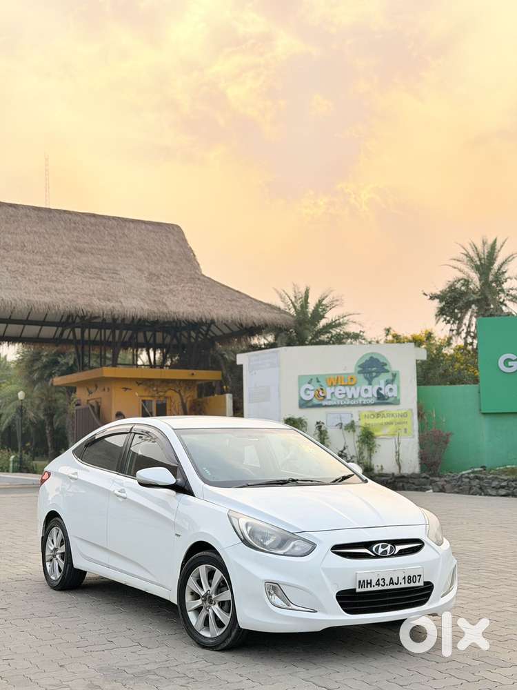 Hyundai Fluidic Verna 1.6 Vtvt Sx, 2011, Petrol