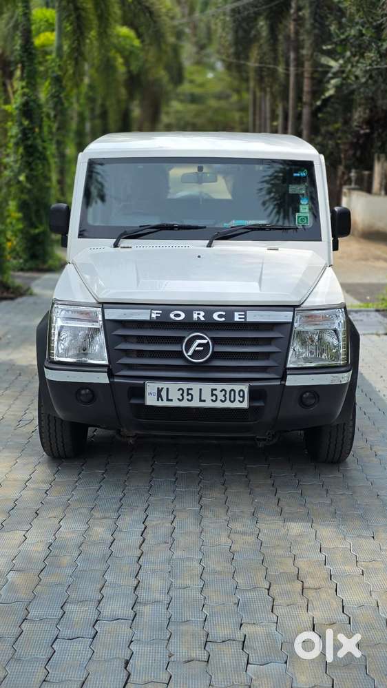 Force Motors Trax Cruiser, 2022, Diesel