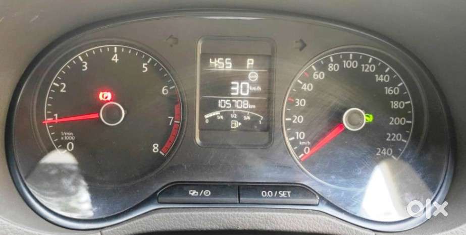 Volkswagen Vento 1.2 Tsi Highline Plus At, 2016, Petrol
