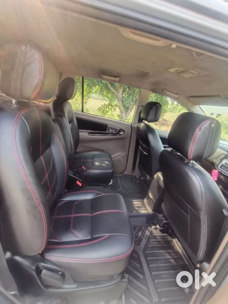 Toyota Innova V 2015 Excellent Condition