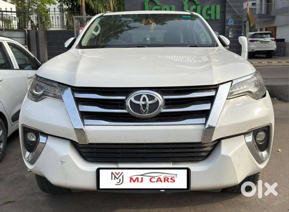 Toyota Fortuner 4x2 At 2.8 Diesel, 2019, Diesel
