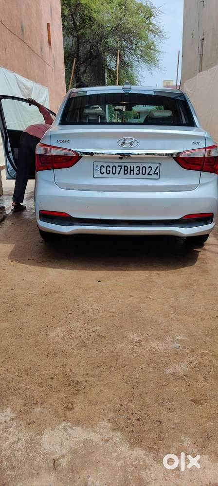 Hyundai Xcent 2017 Petrol Well Maintained