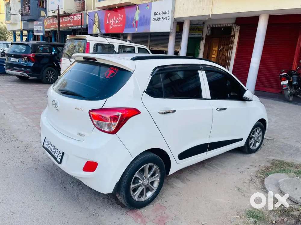 Hyundai Grand I10 2017 Petrol Well Maintained Doctor Car