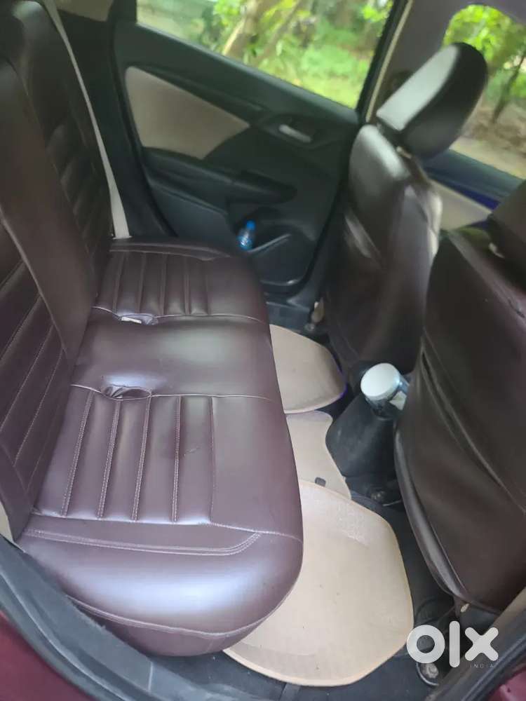 Honda Jazz Petrol Cvt Automatic 2nd Owner 2016