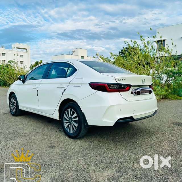 Honda City 1.5 V 5th Gen I-vtec Mt, 2024, Petrol