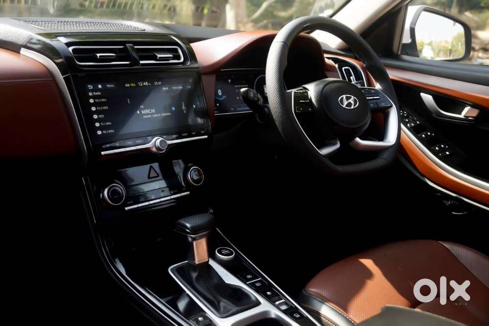 Hyundai Alcazar 2.0 Signature (o) Petrol At 6 Str, 2023, Petrol