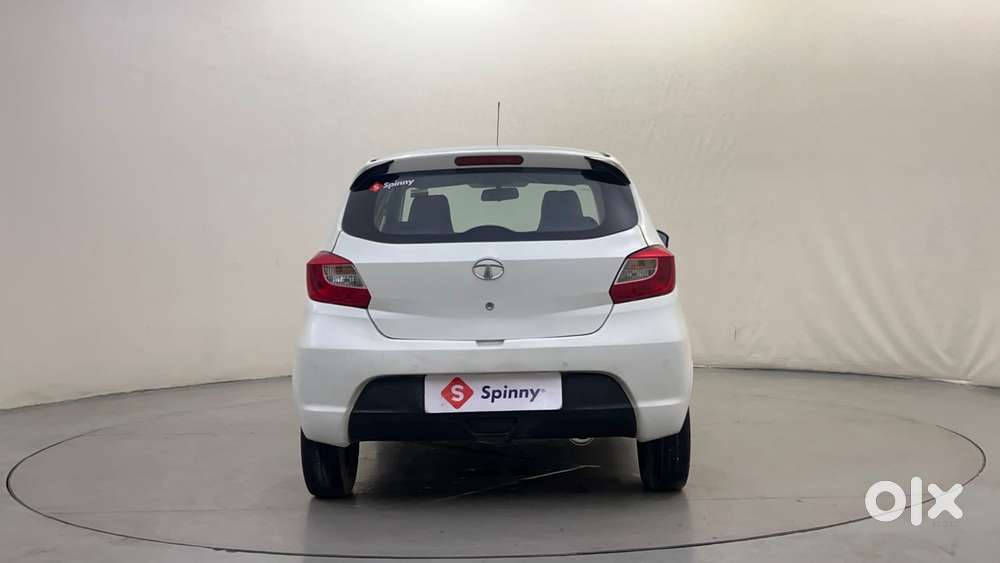 Tata Tiago 1.2 Revotron Xt, 2016, Petrol