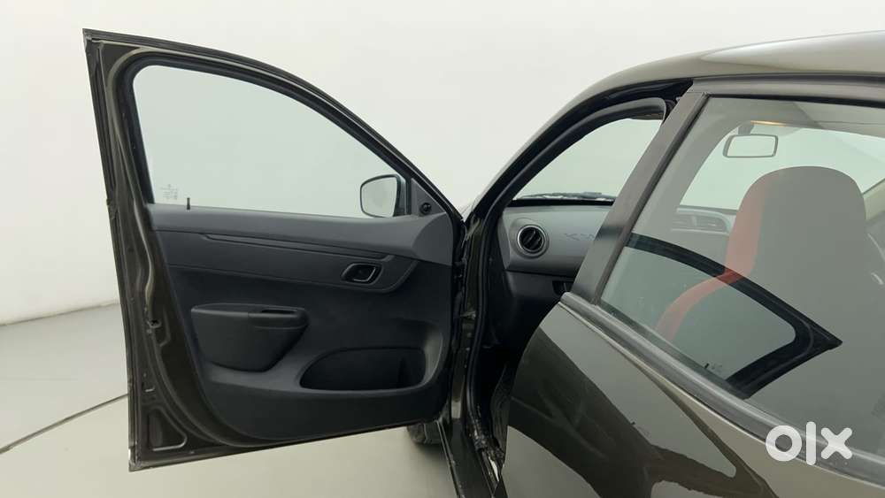 Renault Kwid 2019-ongoing 1.0 Rxt (o), 2020, Petrol