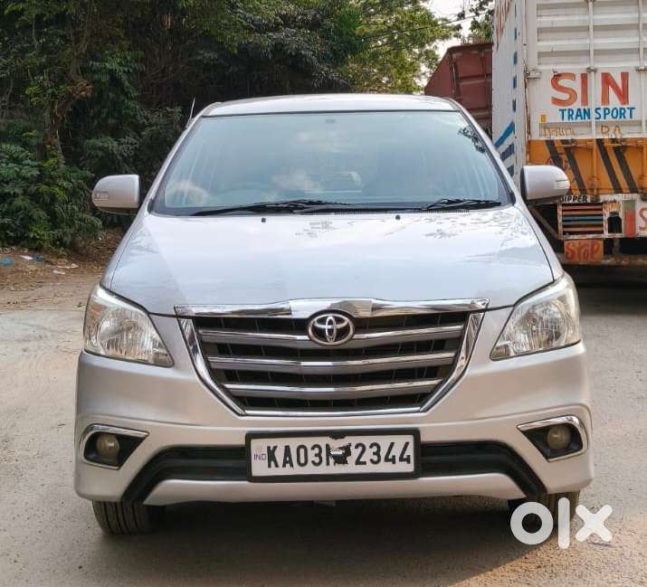 Toyota Innova 2012-2013 2.5 E Diesel Ms 7-seater, 2013, Diesel