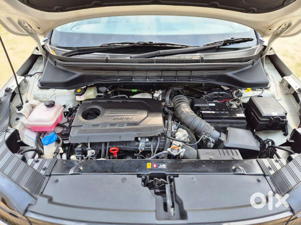 Kia Carens Luxury (o)1.5 Diesel At 7 Str, 2023, Diesel