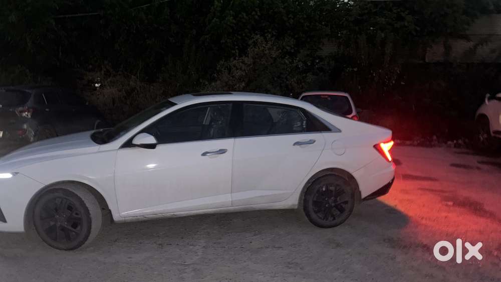 Hyndai Verna 1.5 Turbo Petrol