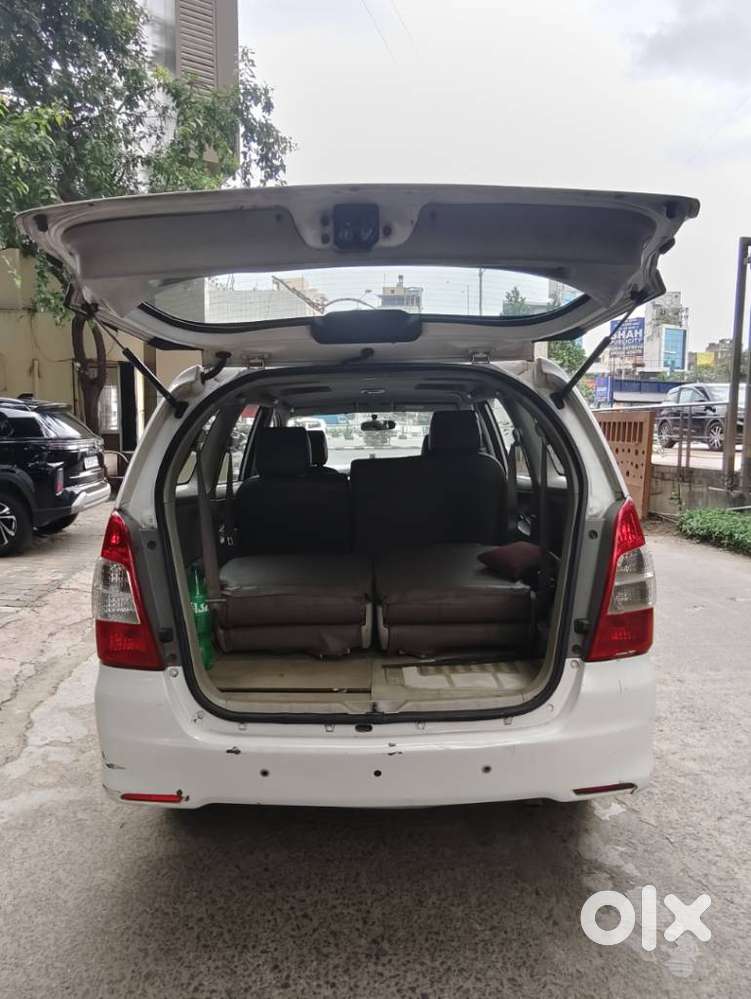 Toyota Innova 2.5 G (diesel) 7 Seater Bs Iv, 2013, Diesel