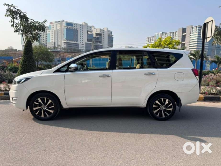 Toyota Innova Crysta [2020-ongoing] 2.4 Zx At 7 Str, 2021, Diesel