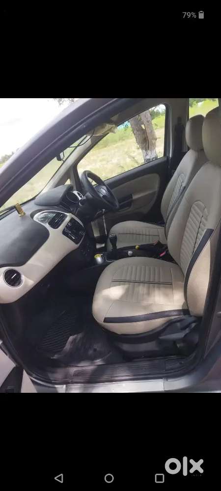 Fiat Punto 2015 Petrol 75500 Km Driven