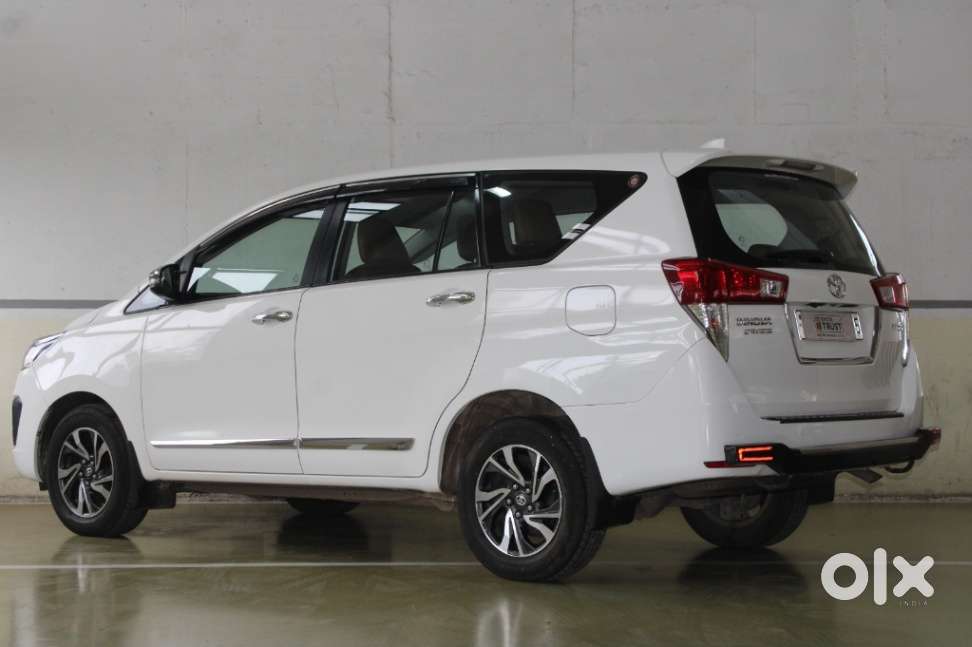 Toyota Innova Crysta [2020-ongoing] 2.7 Gx At 7 Str, 2022, Petrol