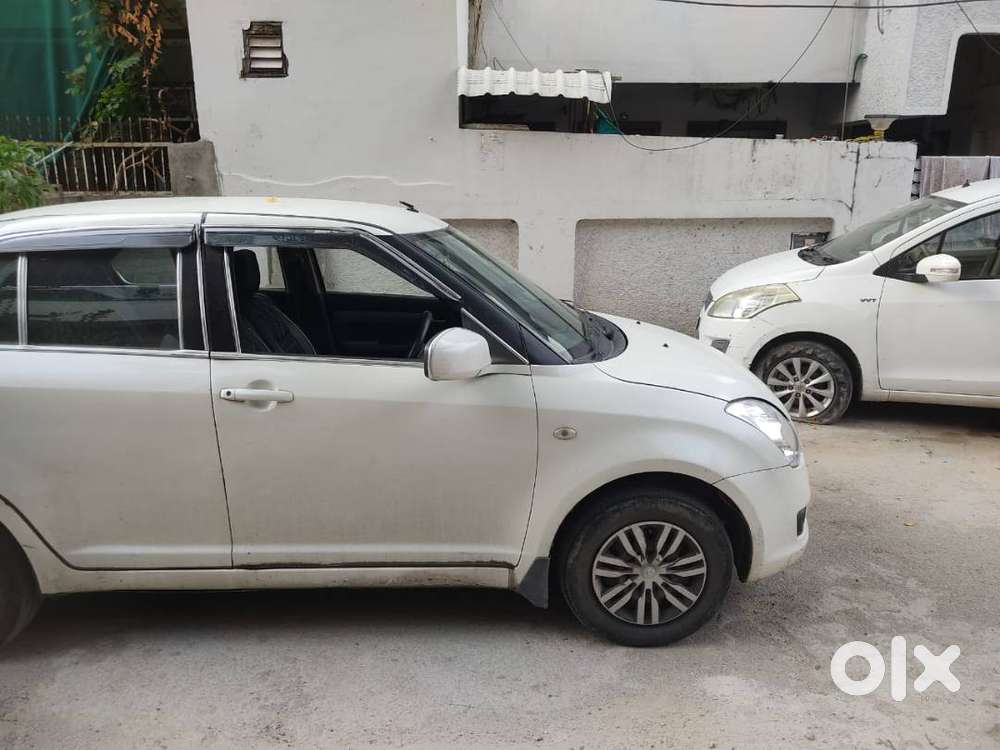 Cng Maruti Dezire In Good Condition (owner's Car)