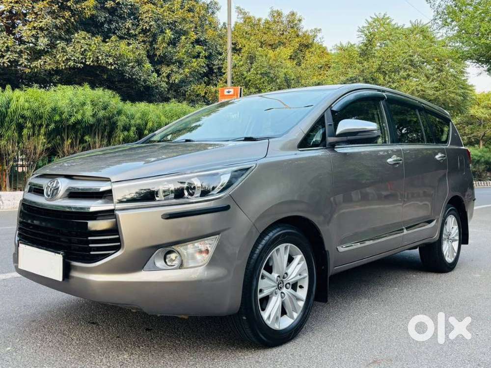 Toyota Innova Crysta