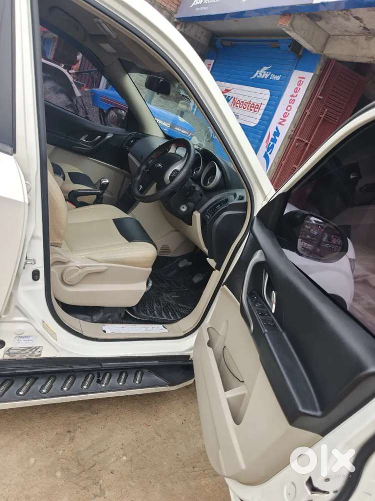 Mahindra Xuv500 W62018 Model