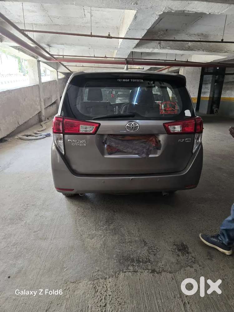 Toyota Innova Crysta 2016 Petrol Well Maintained
