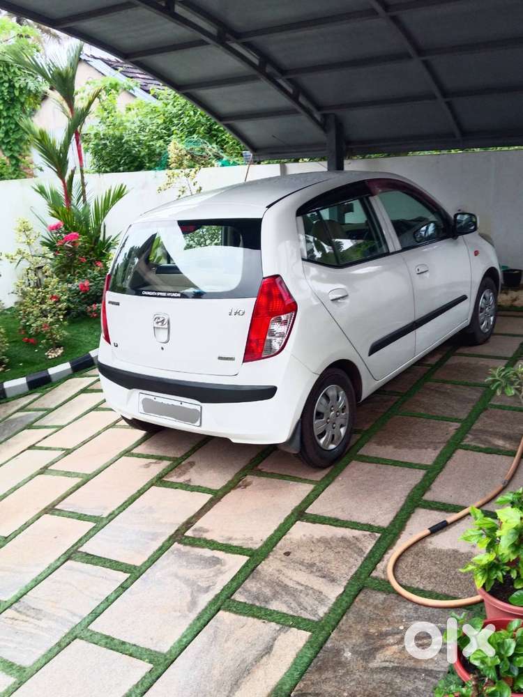 Brand -hyundai,modei I10, Variant 1.2 Magna,year 2010,fuel Petrol