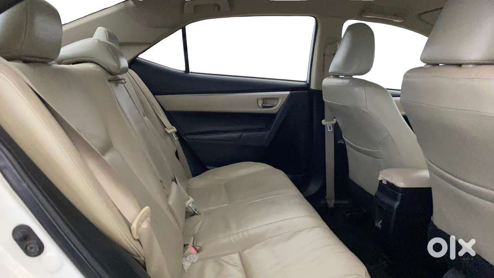 Toyota Corolla Altis 2013-2017 Vl At, 2014, Petrol