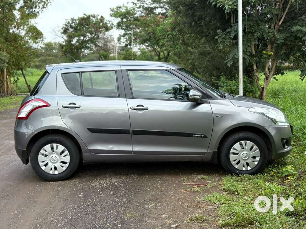 Maruti Suzuki Swift Vxi With Abs, 2013, Petrol