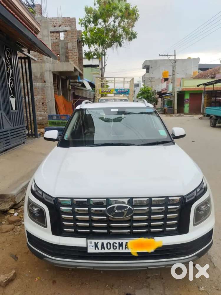 Hyundai Venue 2023 Plus Mt