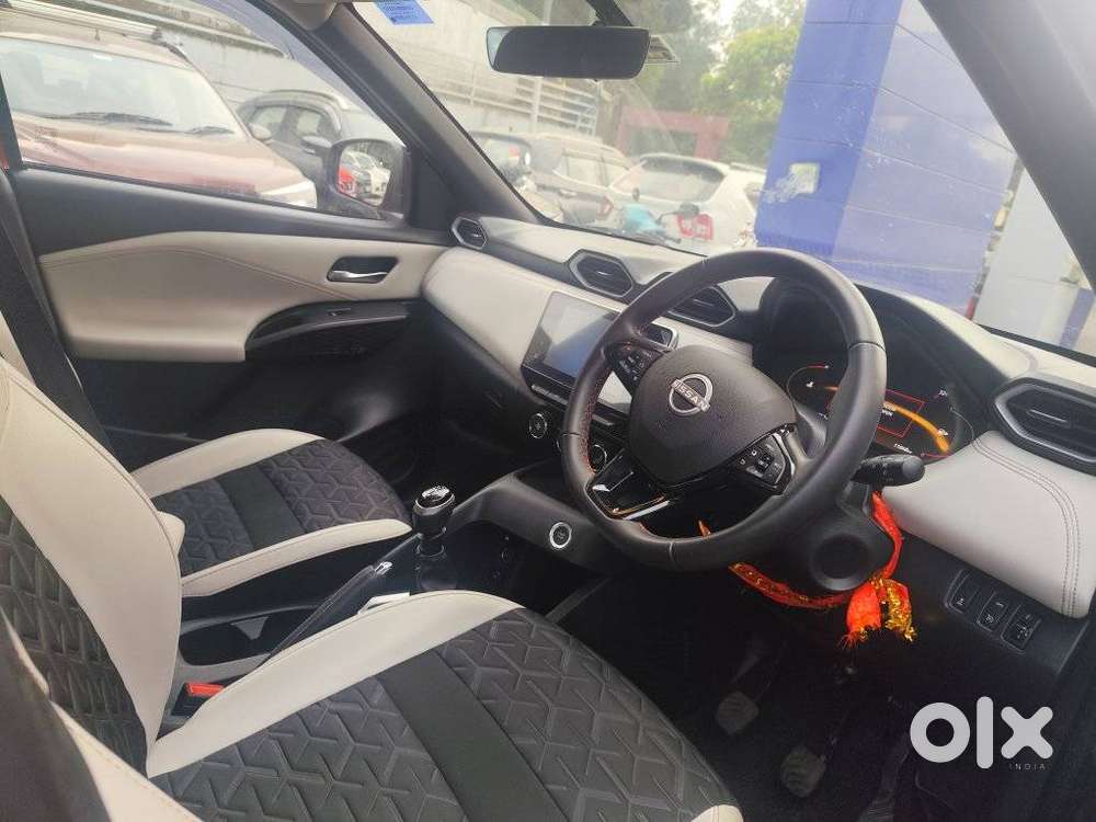 Nissan Magnite, 2024, Petrol