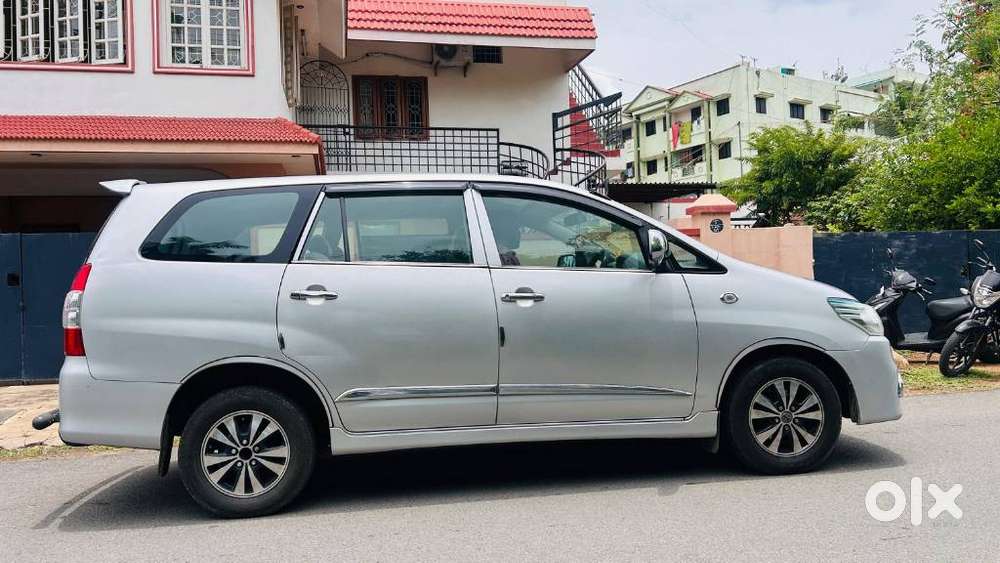 Toyota Innova 2.5 Gx 8 Seater Limited Edition, 2013, Diesel