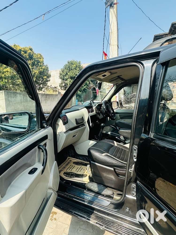Mahindra Scorpio Classic 2018