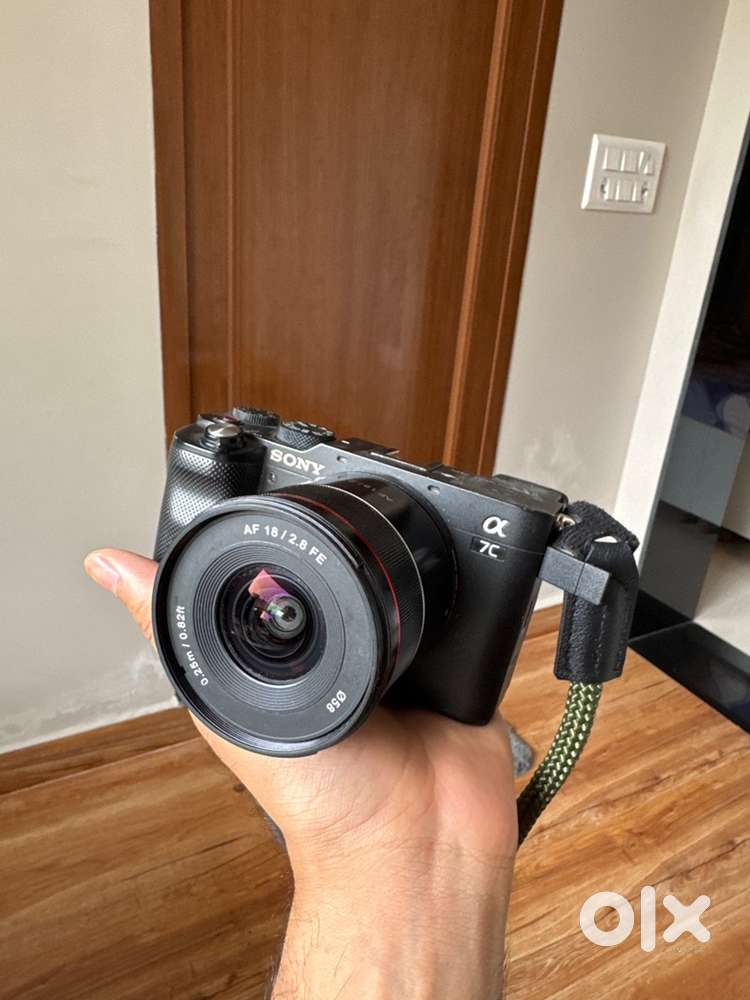 SONY A7C Full Frame Camera (body)
