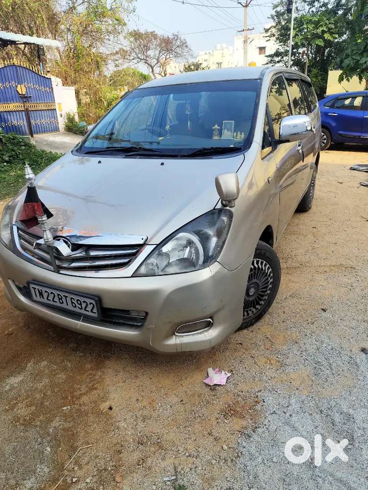 Toyota Innova 2010 Diesel 201000 Km Driven