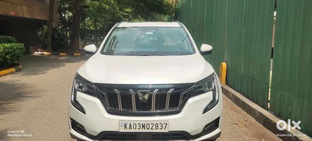 Mahindra Xuv700 2023 Petrol Well Maintained  Show Room Maintain