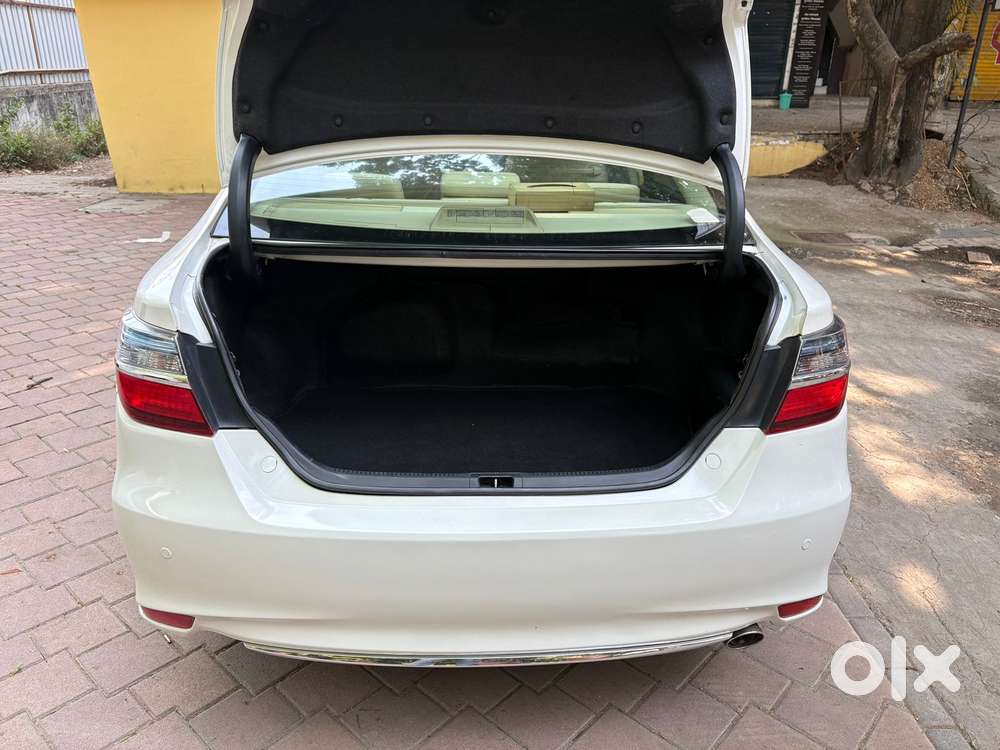 Toyota Camry Hybrid 2.5, 2015, Petrol