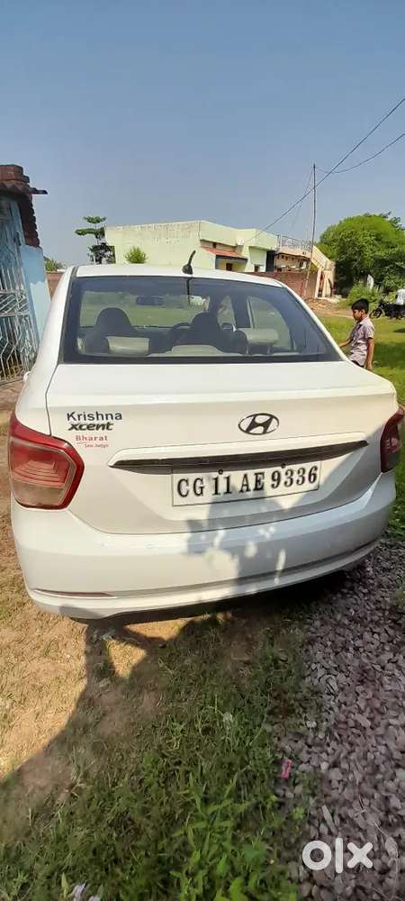 Hyundai Xcent 2016