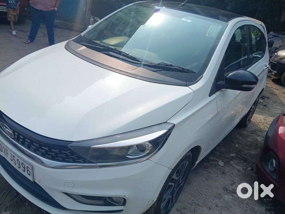 Tata Tiago 1.05 Revotorq Xz Plus Dualtone, 2022, Petrol