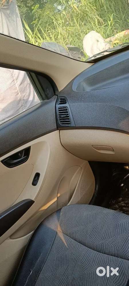 Hyundai Eon 20012 Petrol Well Maintained