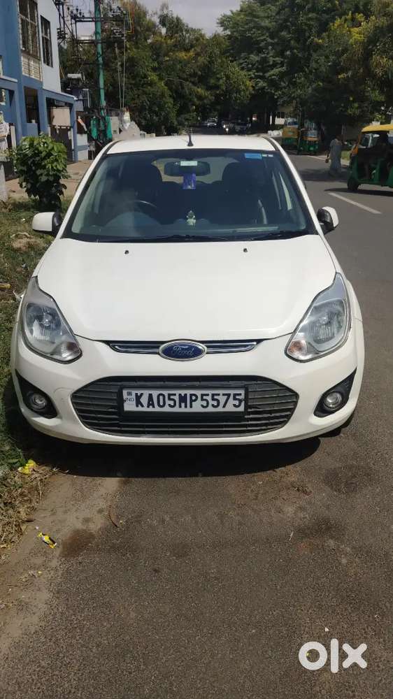Ford Figo Petrol Manual 2nd Owner 2014