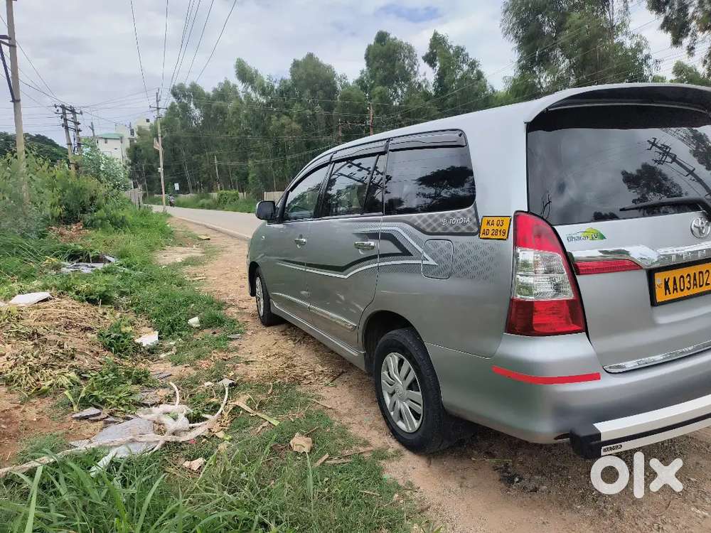 Toyota Innova 2.5 G4 6+1